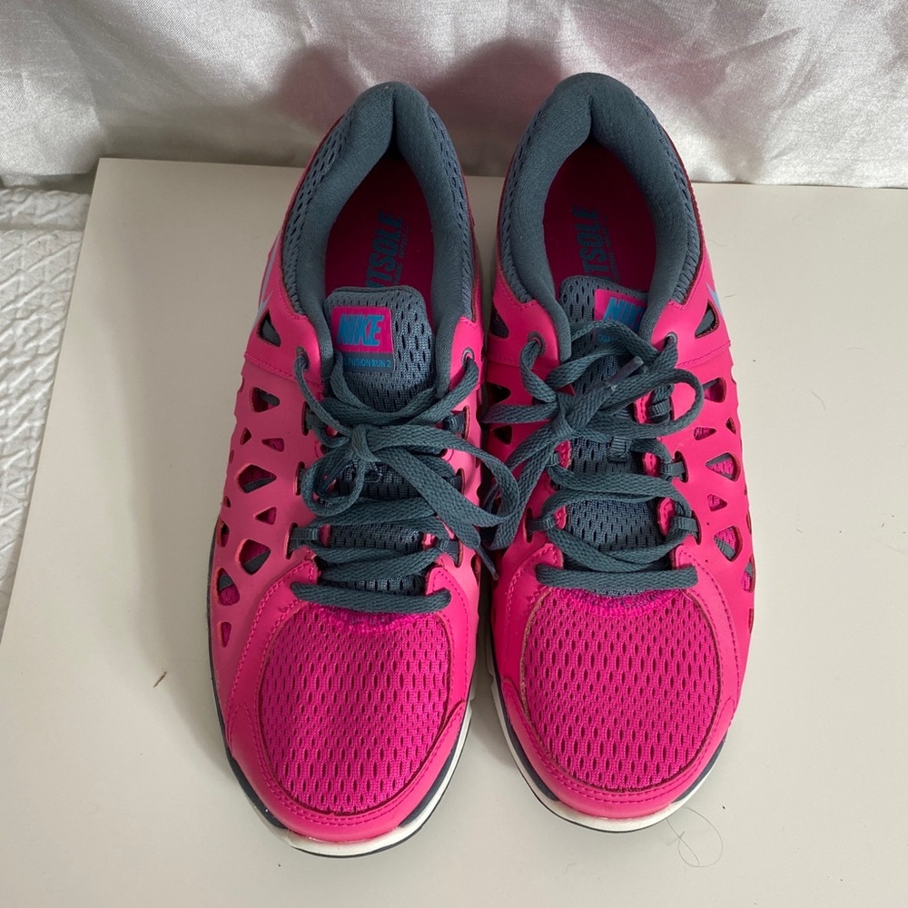 Nike Dual Fusion Run 2 Women’s running shoes Size 7.5